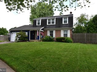 13 Bentley Ct, Somerdale, NJ 08083