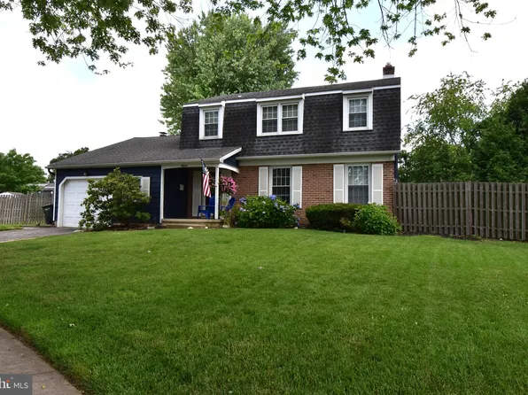 13 Bentley Ct, Somerdale, NJ 08083