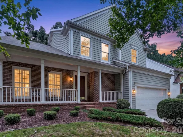 5726 Swanston Dr, Charlotte, NC 28269