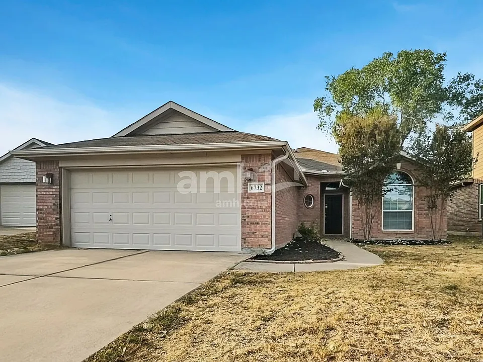 6732 Chalk River Dr
