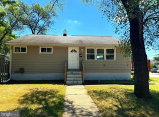 521 Kent Rd, Glen Burnie, MD 21060