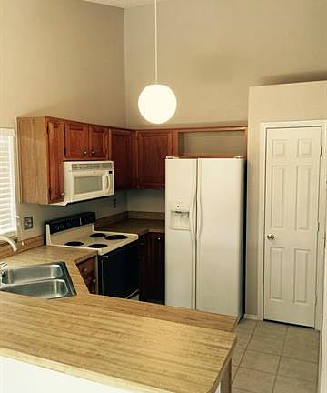 4th image of 311 Chapman St