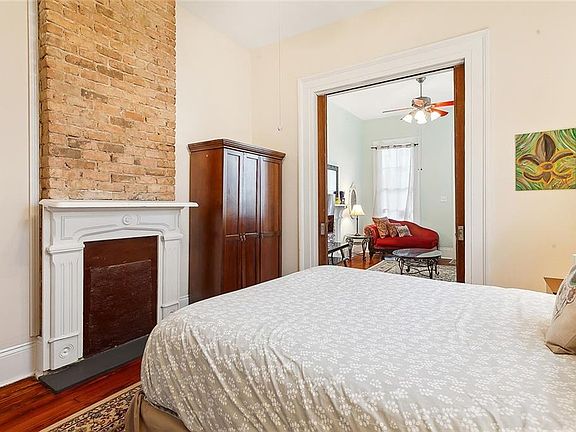 4th image of 2817-19 Dumaine St