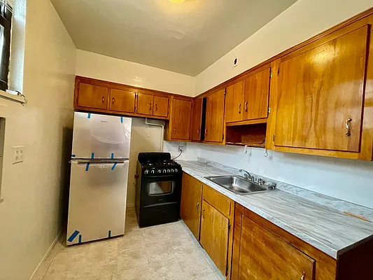 Rented by Warburg | media 4