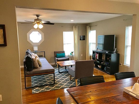 4th image of 901 Donaldson Ave