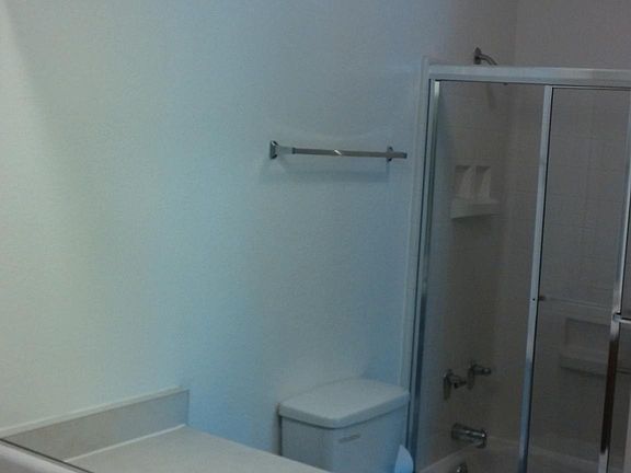 5th image of 1550 Four Oaks Cir