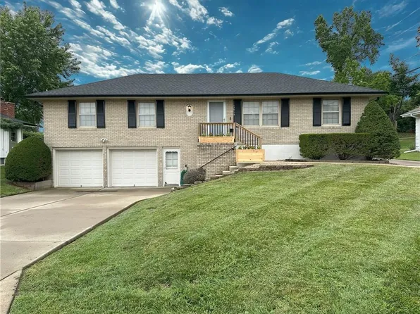 12913 E 41st St S, Independence, MO 64055