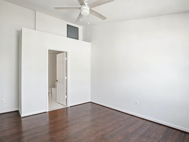 2494 Quick St #303 — Photo 12