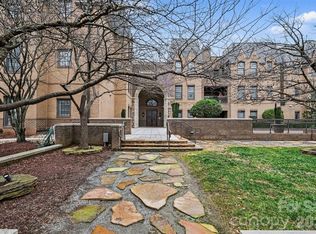 3276 Park Rd, Charlotte, NC 28209