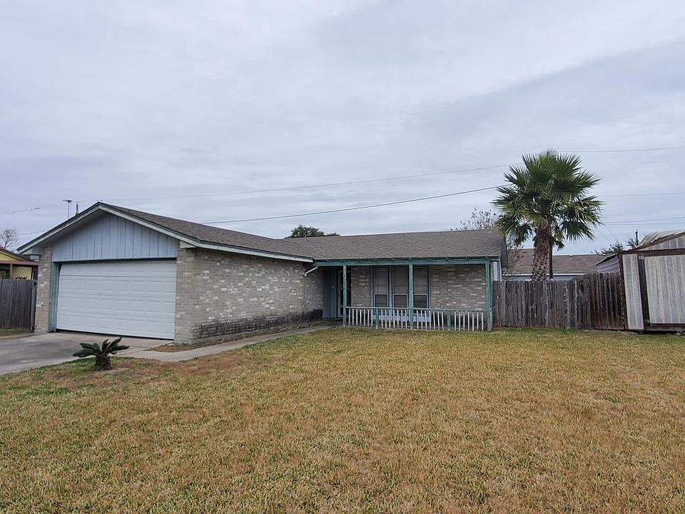 1st image of 104 Spoonbill Ave