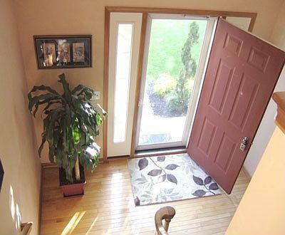 5th image of 301 Aynesly Way