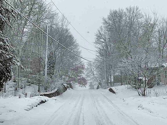 5th image of 3000 Devon Ln