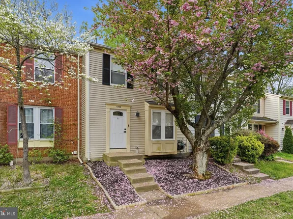 4905 Sugar Maple Ln, Dumfries, VA 22025