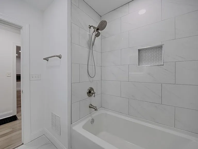593 Lynnhaven Dr SW — Photo 35
