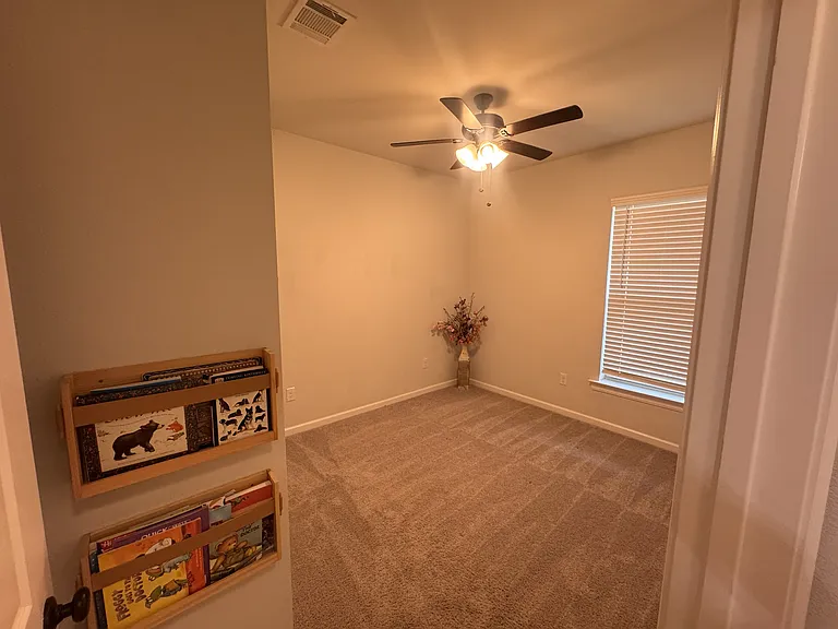 11579 Water View Ave — Photo 7