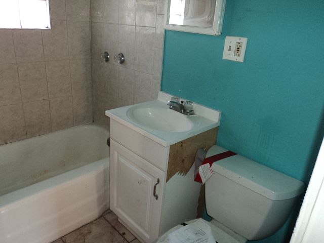 2nd image of 1601 S 20th Ave