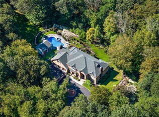 7 Captain Theale Rd, Bedford, NY 10506