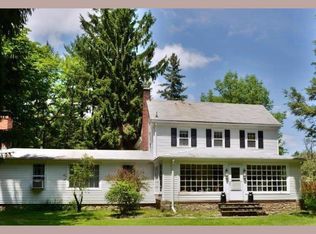 295 German Valley Rd, Greentown, PA 18426