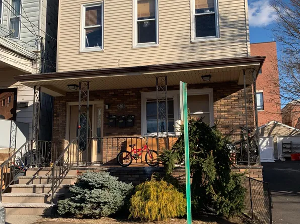 46 Grant St, Fairview, NJ 07022