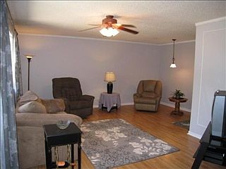 2nd image of 6933 Tanglewood Pl