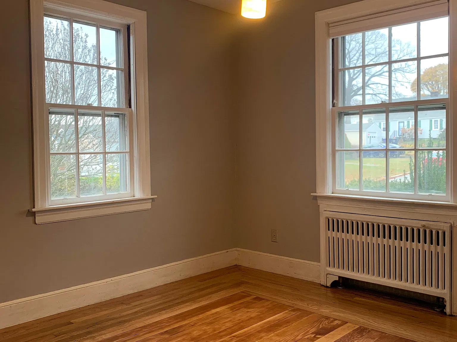 2 bed, 800 sqft, $2,000 — Photo 3