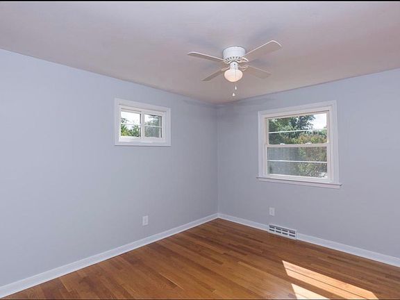 5th image of 8702 Nesslewood Dr