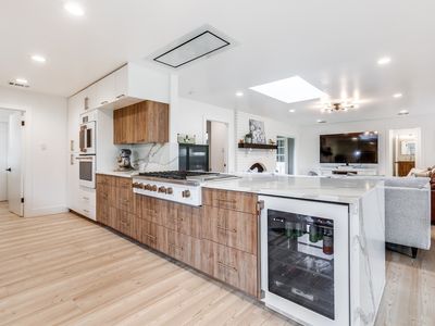 7637 La Risa Dr, Dallas, TX, 75248