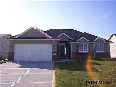 2nd image of 21404 NW Stonehaven Cir