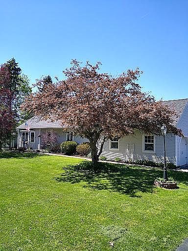1st image of 10050 Pineledge Dr W