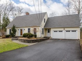 17 Birch Knoll Rd, Collinsville, CT 06019