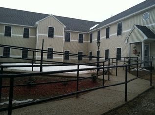 499 Silver St APT 108, Manchester, NH 03103