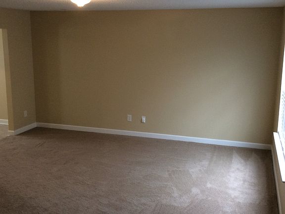 4th image of 438 Glencroft Dr