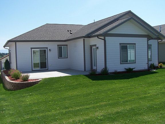 Back w/ Large Patio