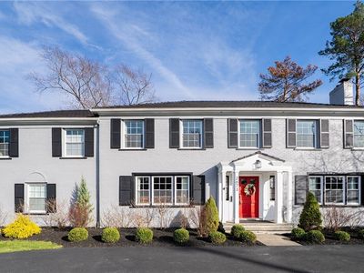 2673 Eaton Rd, Shaker Heights, OH, 44118