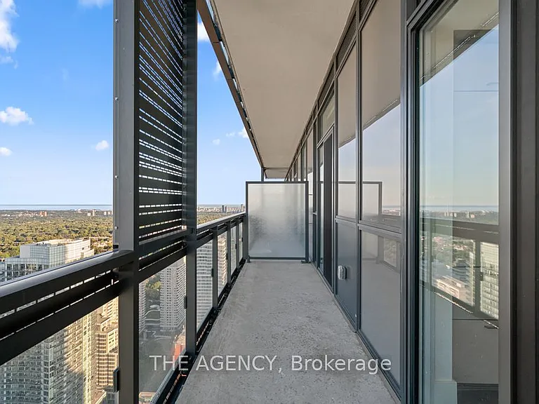 39 Roehampton Ave #4506 — Photo 19