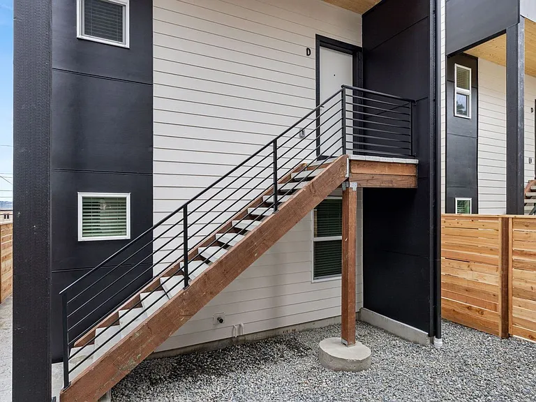 1129 Fawcett Ave #D — Photo 5
