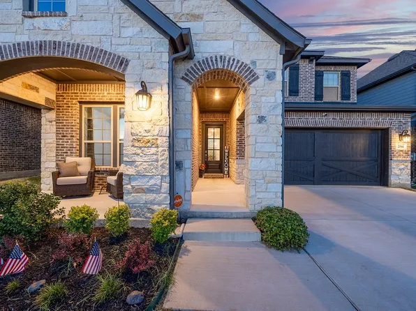 2504 Walker Creek Rd, Fort Worth, TX 76118