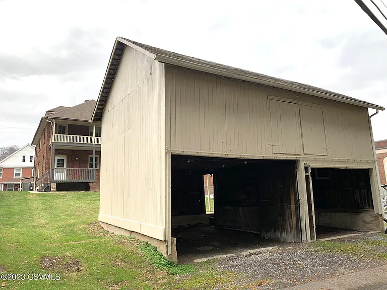430 Broad St — Photo 29
