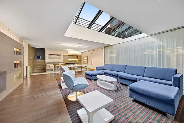 Rented by Mirador Real Estate | media 44