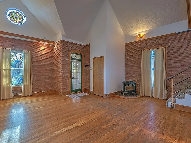 1010 Forrester St NW — Photo 6