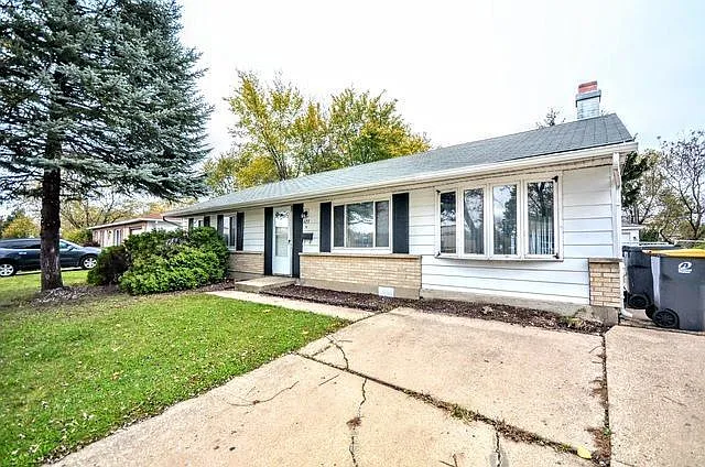 429 Ridge Cir photo 1