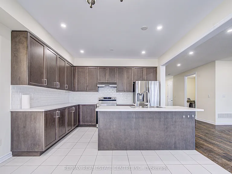 407 Dolman St — Photo 12