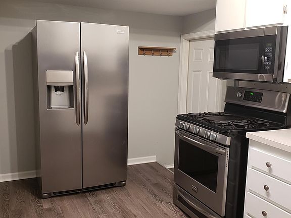 4th image of 91 Parkview Ave