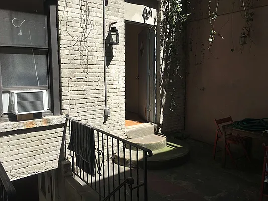 Rented by New York City Apartments | media 21