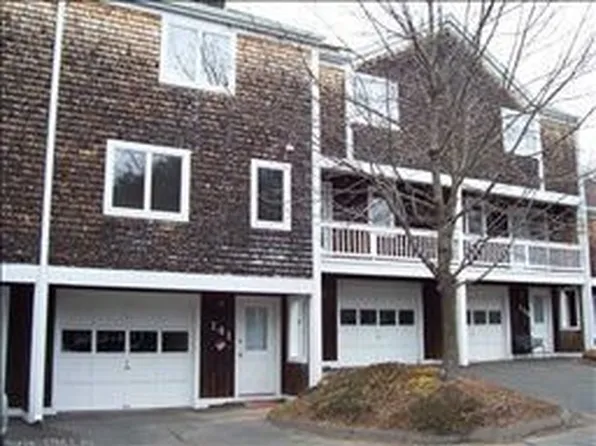 141 Songbird Ln, Farmington, CT 06032