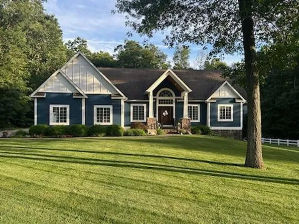 4895 Terravita Dr, Whitehall, MI 49461