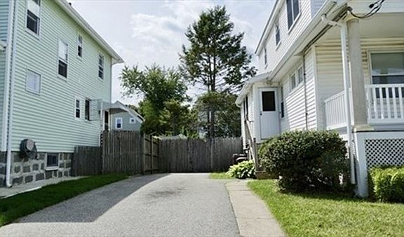 3rd image of 165 Highland Ave #0