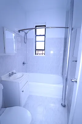 Rented by A&E Real Estate Management | media 5