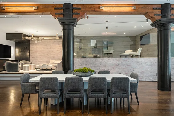 Sold by Compass | media 5