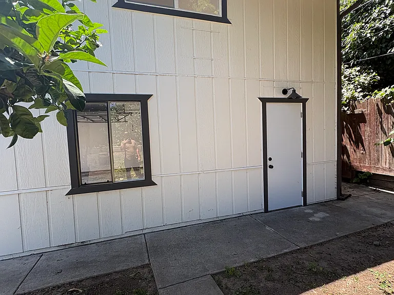 Los Gatos Ave — Photo 9